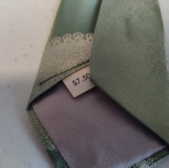 Vintage All Silk Italian Neck Tie Woven in Italy! - Picture 3 of 3